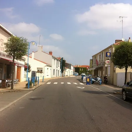 Les Voyageurs 2* Vairé