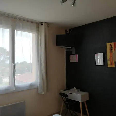 Hotel Les Voyageurs 2*