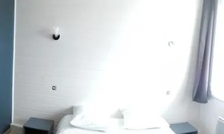 Hotel Les Voyageurs Vairé