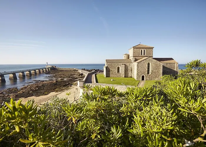 فندق Les Voyageurs Vairé