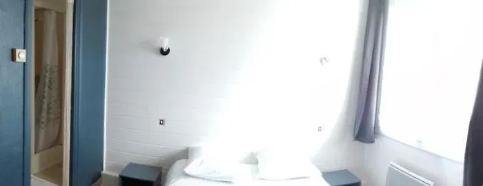 فندق Les Voyageurs Vairé